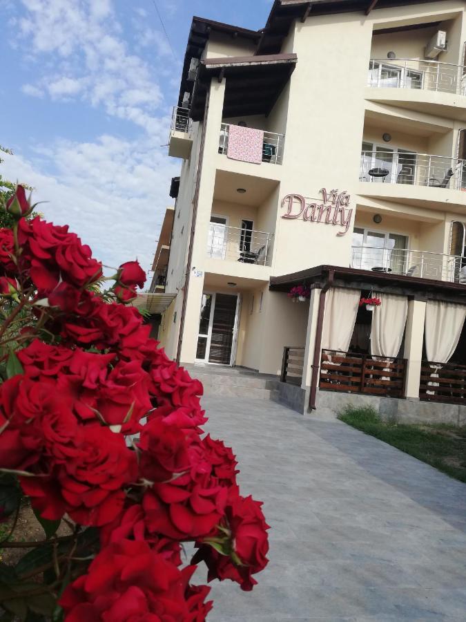 Danly Guest house Costinesti