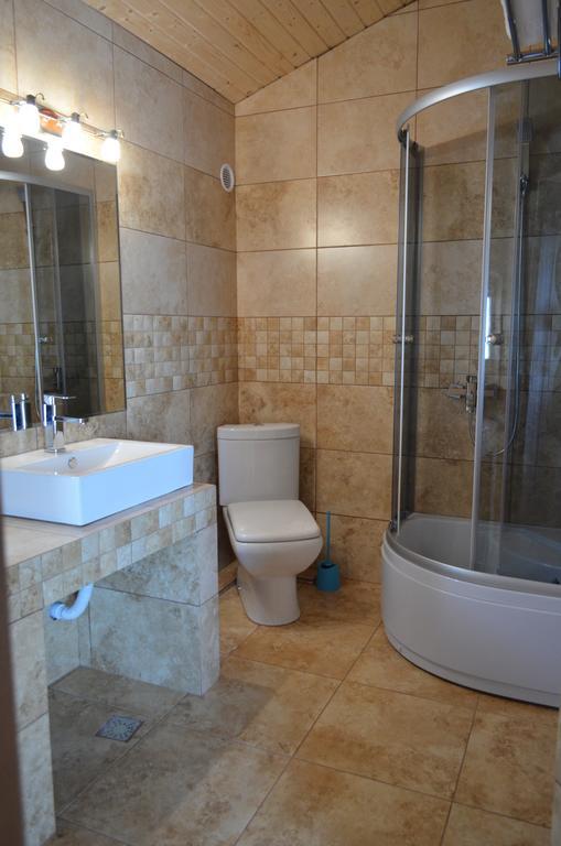 Danly Guest house Costinesti